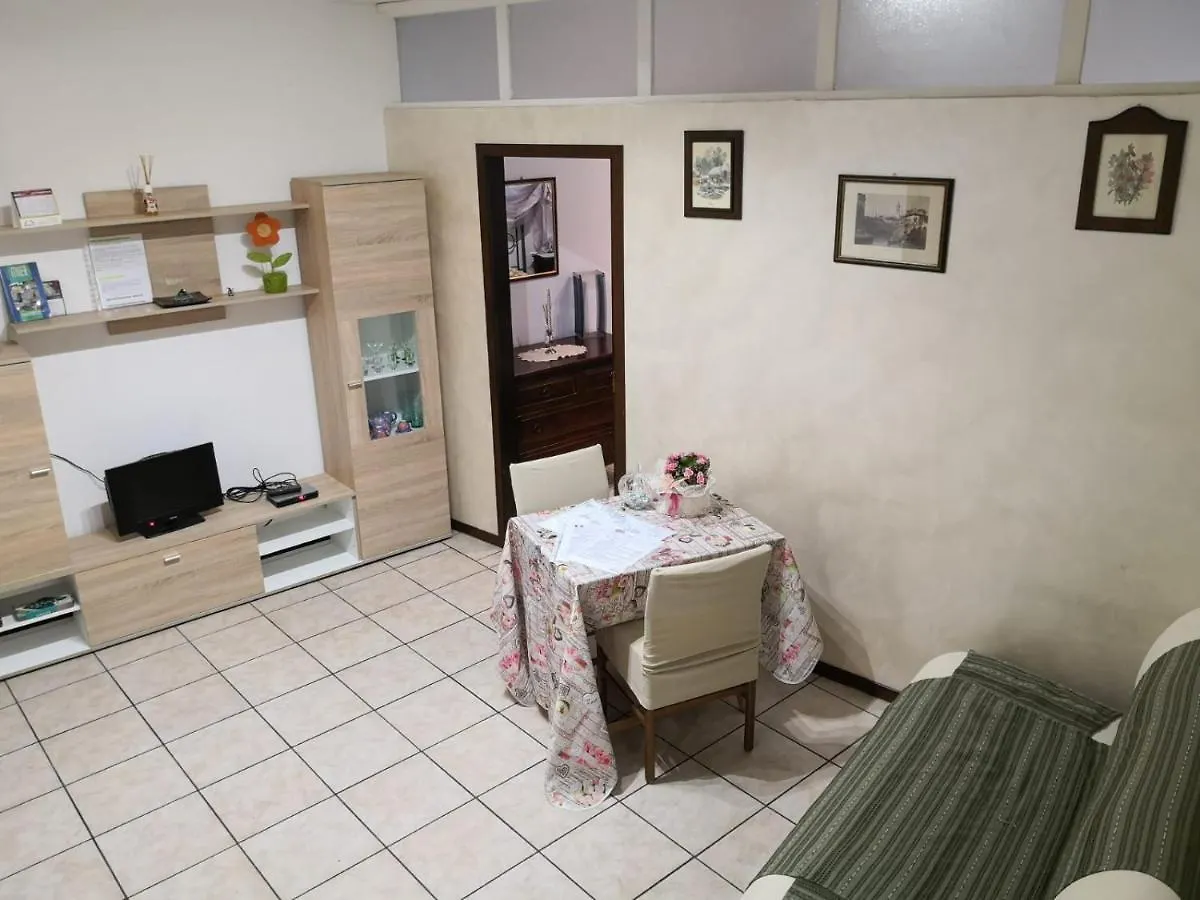 Appartamento da Raffaella Varese