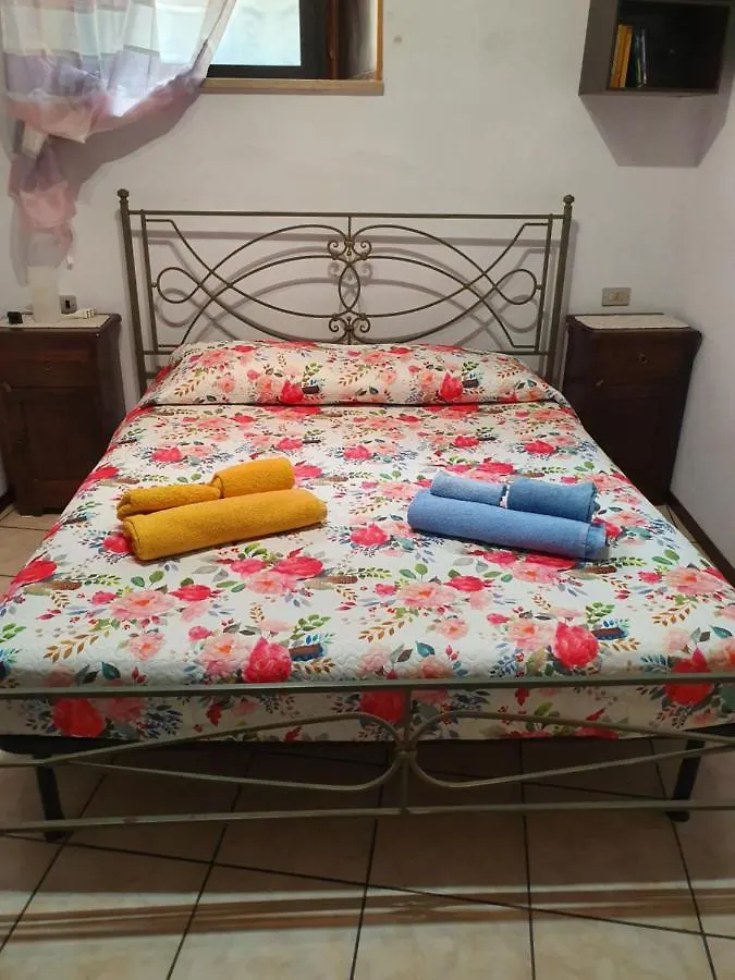 Appartamento da Raffaella Varese 0*,